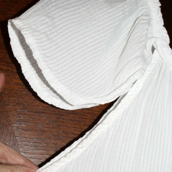 Italian Summer Blouse Overlap Back Flutter Sleeve - Picture 4 of 6